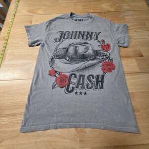 Johnny Cash Shirt Mens Small Gray Cowboy Hat Roses Western Country Music Tee